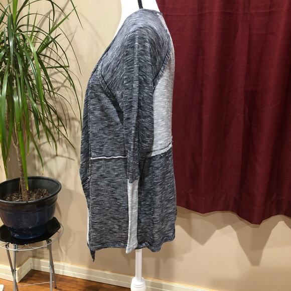 Maurices Gray Monochrome Color Block Cardigan Lightweight Open Front size XS - Picture 4 of 8